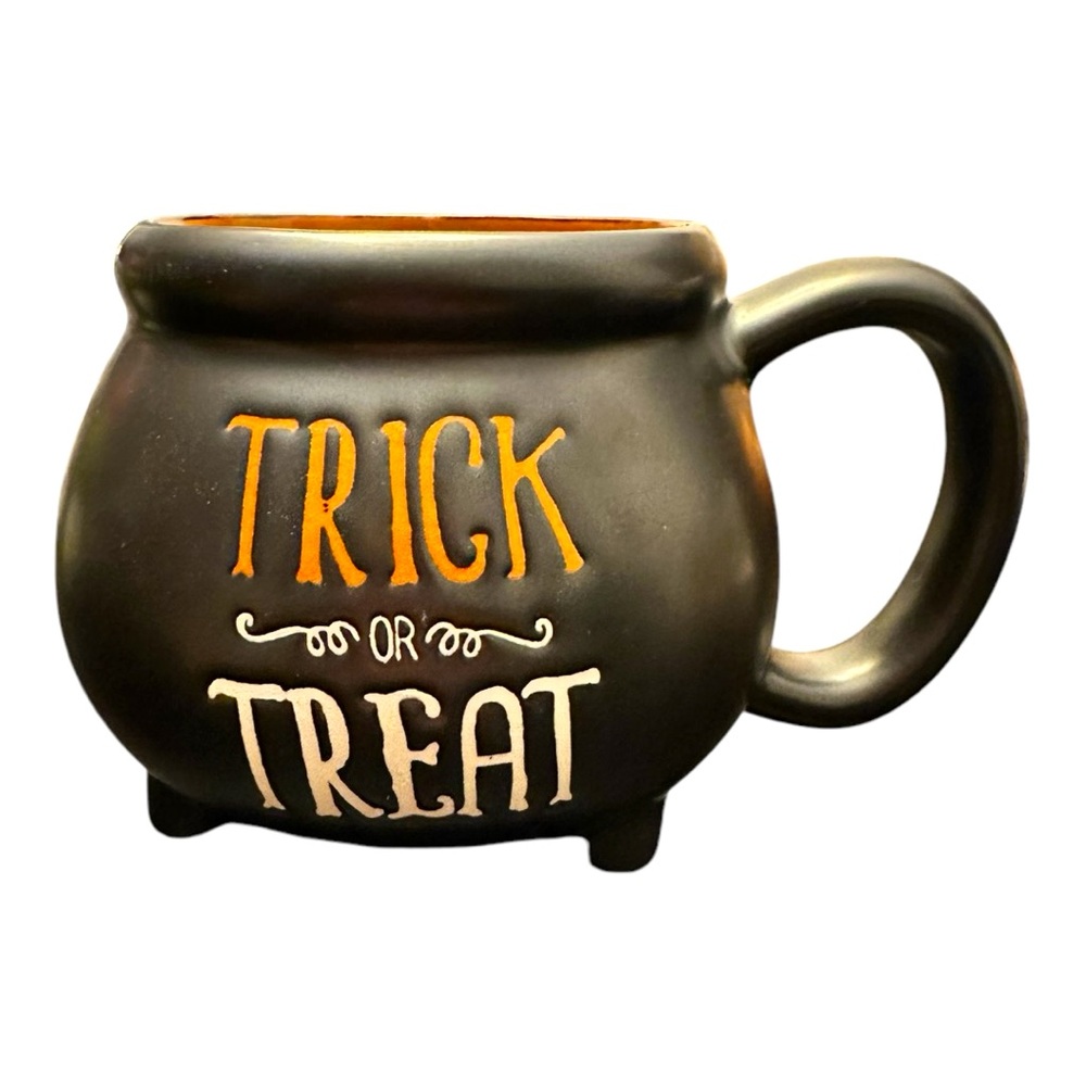 NWT Hyde and EEK! Boutique Halloween Stoneware “Trick Or Treat” Cauldron Mug NEW
